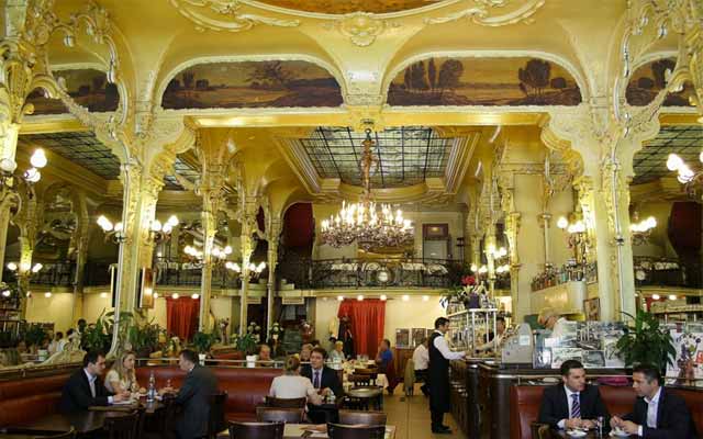 Le grand café de Moulins