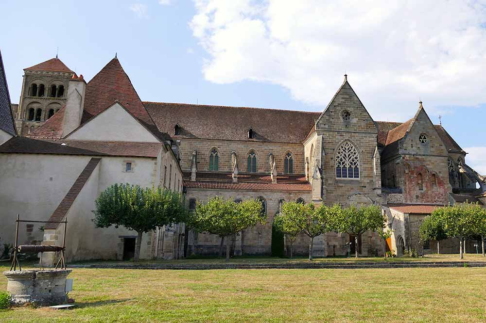 Le Prieuré et Village de Souvigny